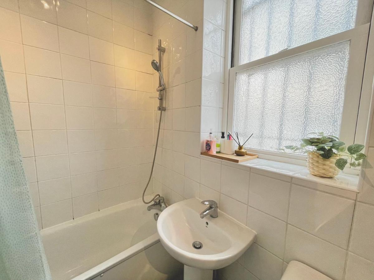 Archway Station Big Bedroom Flat London Eksteriør bilde
