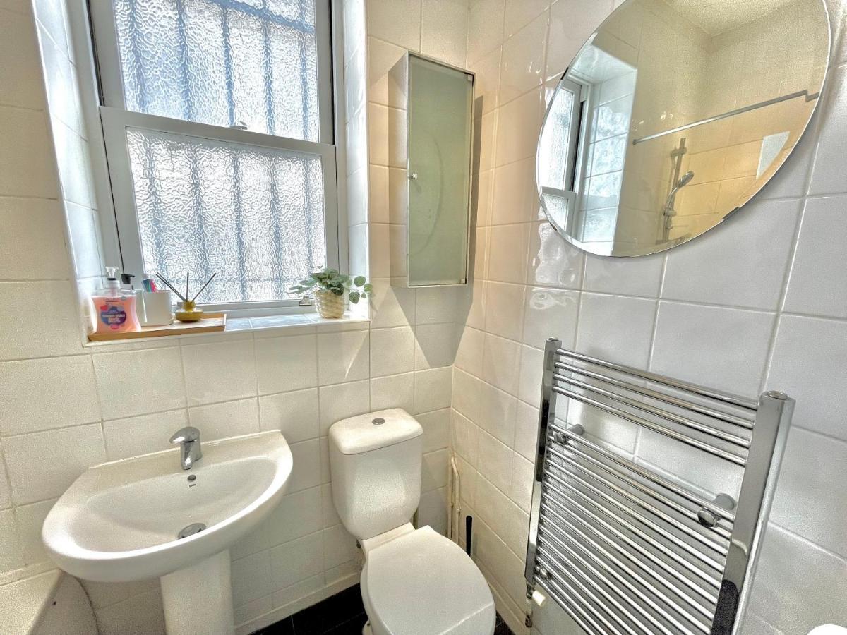 Archway Station Big Bedroom Flat London Eksteriør bilde